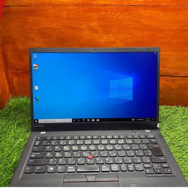 SEKEN LENOVO THINKPAD X1 CARBON INTEL CORE I5-6200U CPU @2.30 GHZ (4 CPUs),2.4 GHZ RAM 8 GB DDR4 SSD 256 GB LAYAR 14” BLACK” GARANSI 3 BULAN